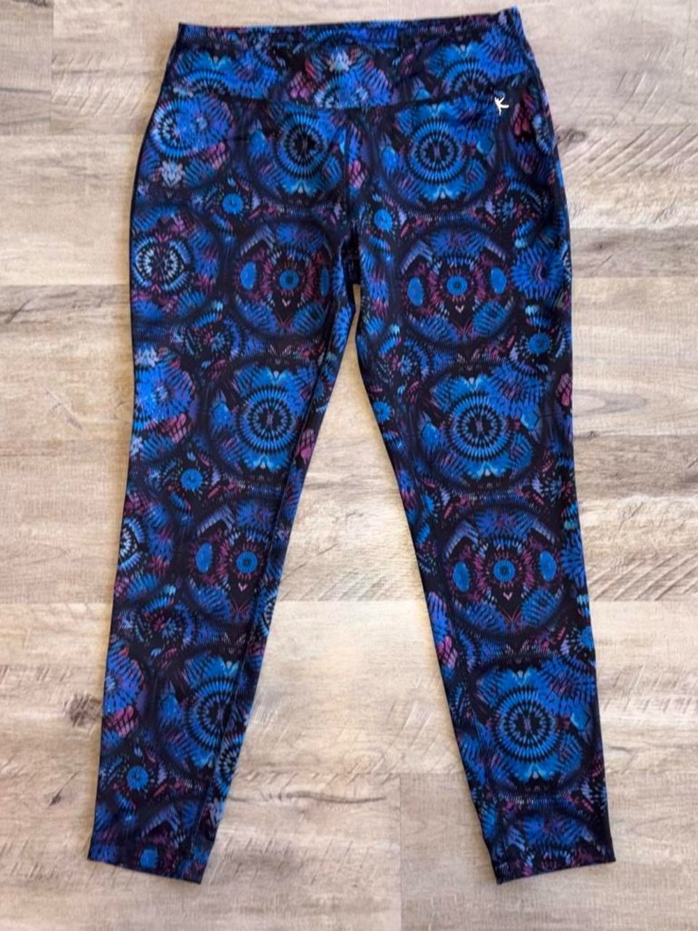 Danskin Now Mandala Like New Blue & Black Geometric Active Leggings